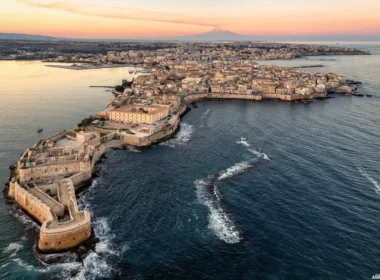 Syracuse & Etna | Sublime Syracuse Syracuse & Etna | Sublime Syracuse
