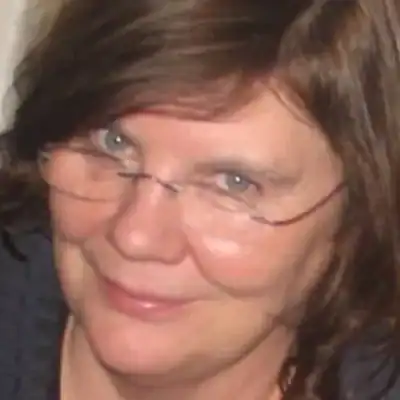 Dr Barbara Brayshay