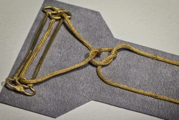 Philip II gold fibula with Hercules knot Philip!! gold fibula with Hercules knot