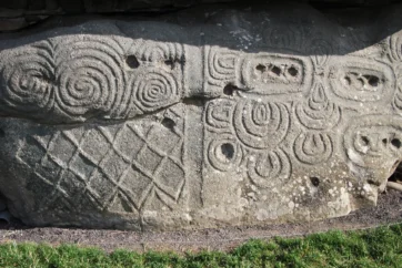 Newgrange | Éire’s Land of Heart’s Desire Newgrange | Éire’s Land of Heart’s Desire