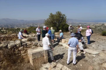 Discussing the evidence for human sacrifice on Mount Juktas | Minoan Crete and Santorini Discussing the evidence for human sacrifice on Mount Juktas | Minoan Crete and Santorini