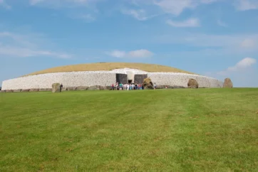 Newgrange | Éire’s Land of Heart’s Desire Newgrange | Éire’s Land of Heart’s Desire
