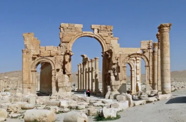 Palmyra_-_Monumental_Arch Palmyra_-_Monumental_Arch