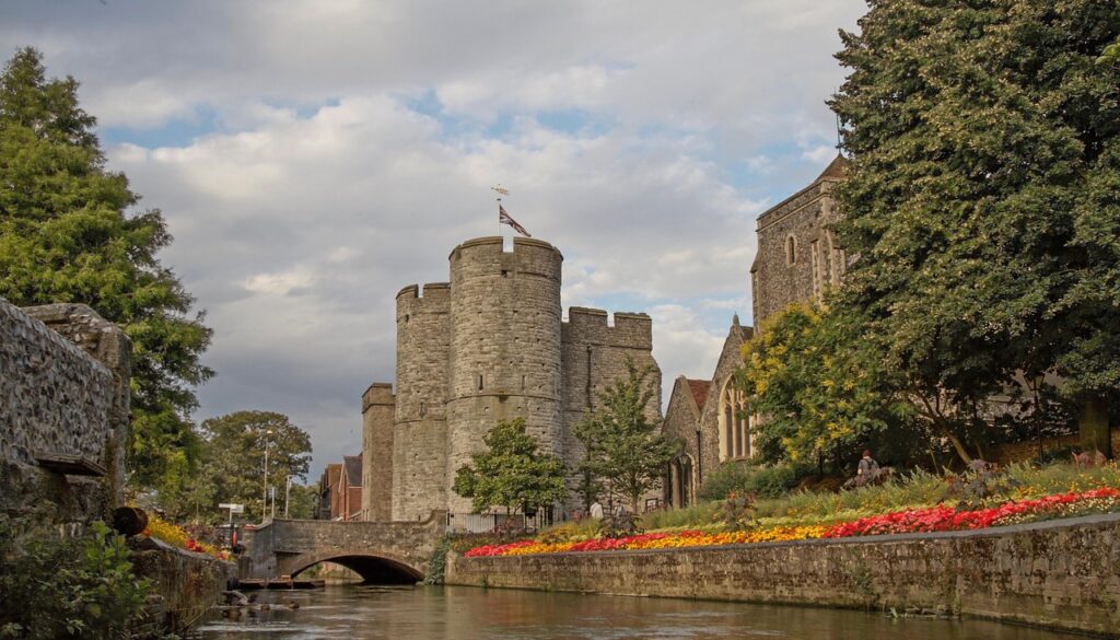 Canterbury West Gate | Kent Invicta