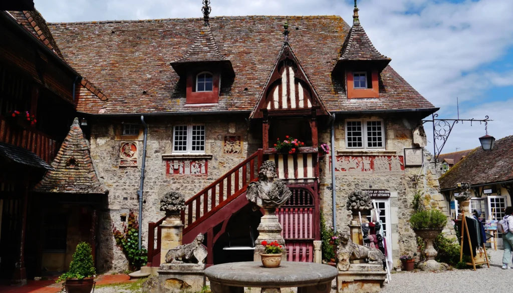 Dives sur Mare | 1066 & All That