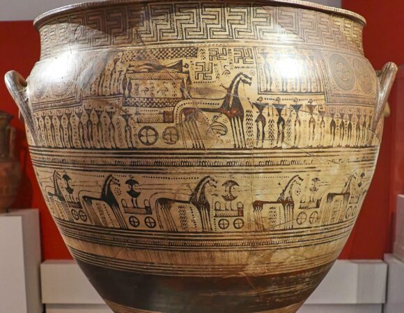 Attic_Late_Geometric_krater_(8th_cent._B.C.)_at_the_National_Archaeological_Museum_of_Athens_on_16_May_2018 crop2 Attic_Late_Geometric_krater_(8th_cent._B.C.)_at_the_National_Archaeological_Museum_of_Athens_on_16_May_2018 crop2